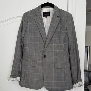Banana Republic Gray Plaid Women’s Blazer